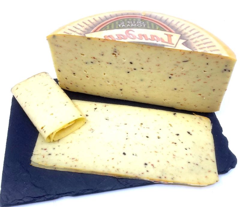 KAAS OLIJF-TOMAAT * PECCORINO RIGATELLO KAAS OLIJF-TOMAAT * PECCORINO RIGATELLO