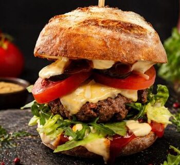 23080 web Big chungus Black Angus burger land schapê